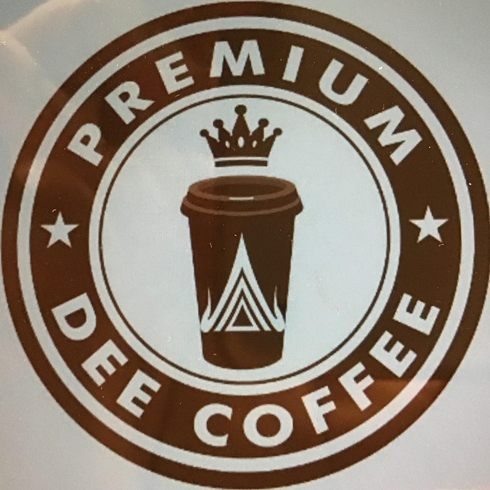 Dee Coffee logo ekocheras mall.jpg