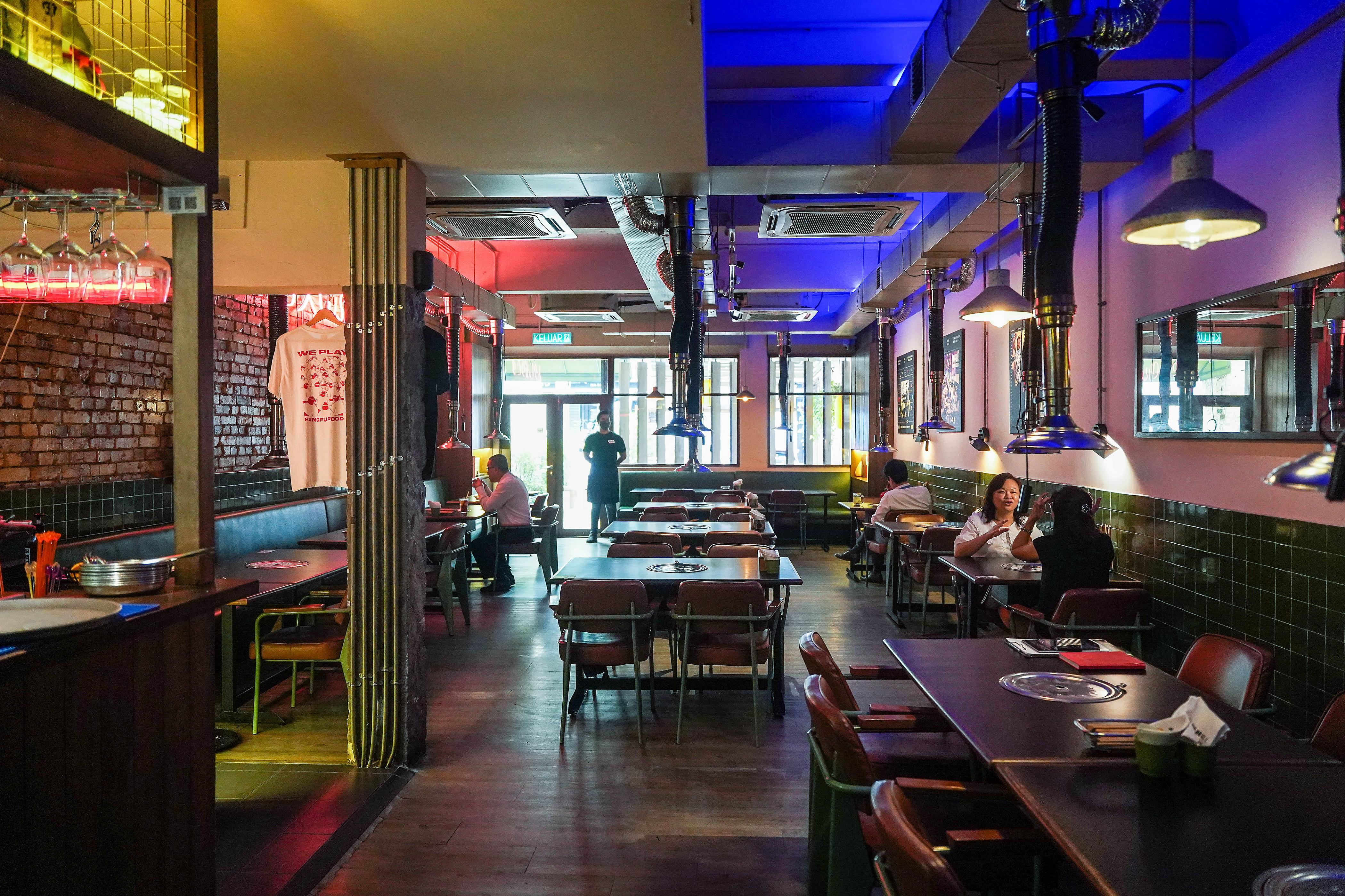 Super Boring Club-11.jpg