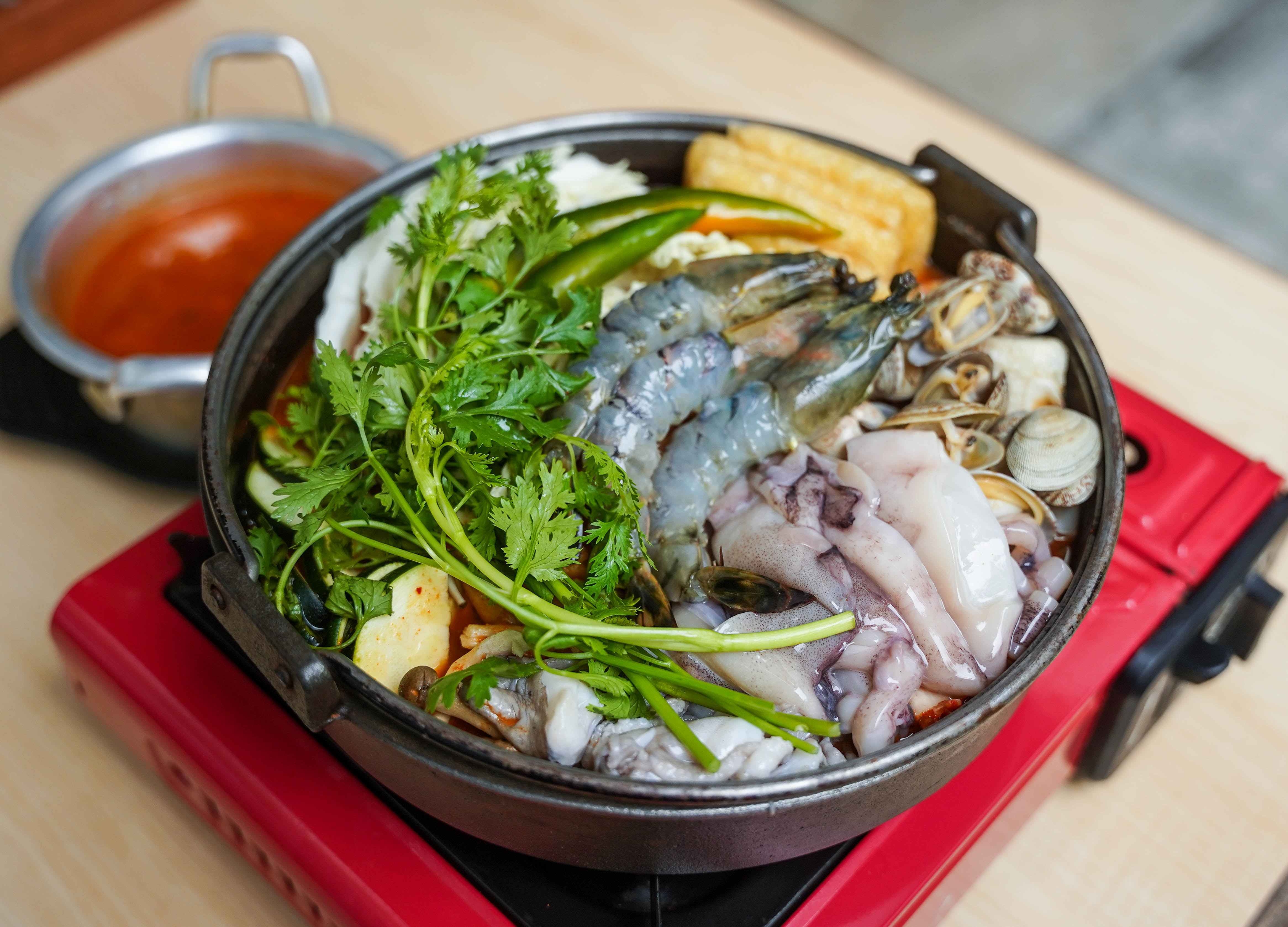 Super Boring Club-90.jpg