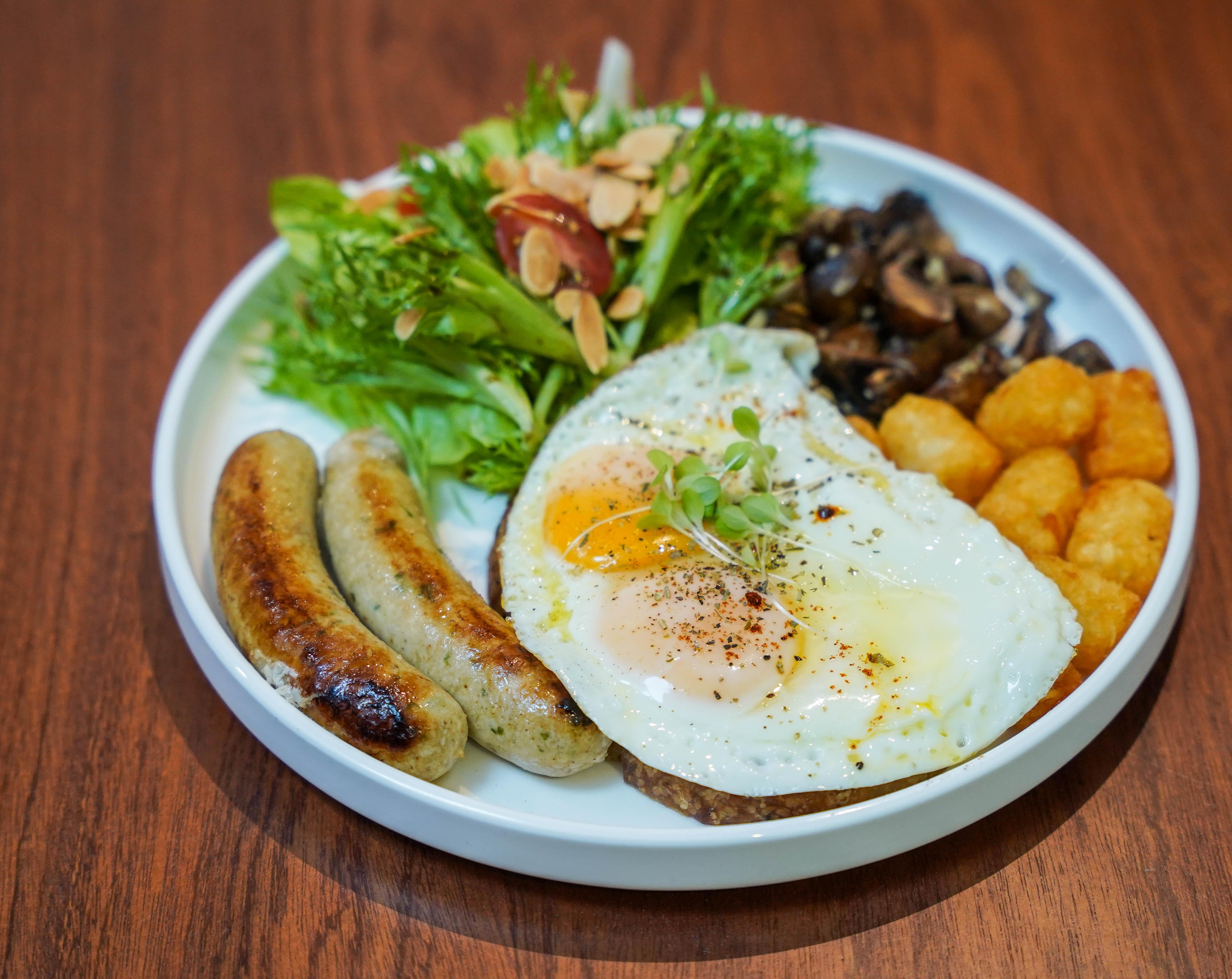 Almost Human Club-44.jpg