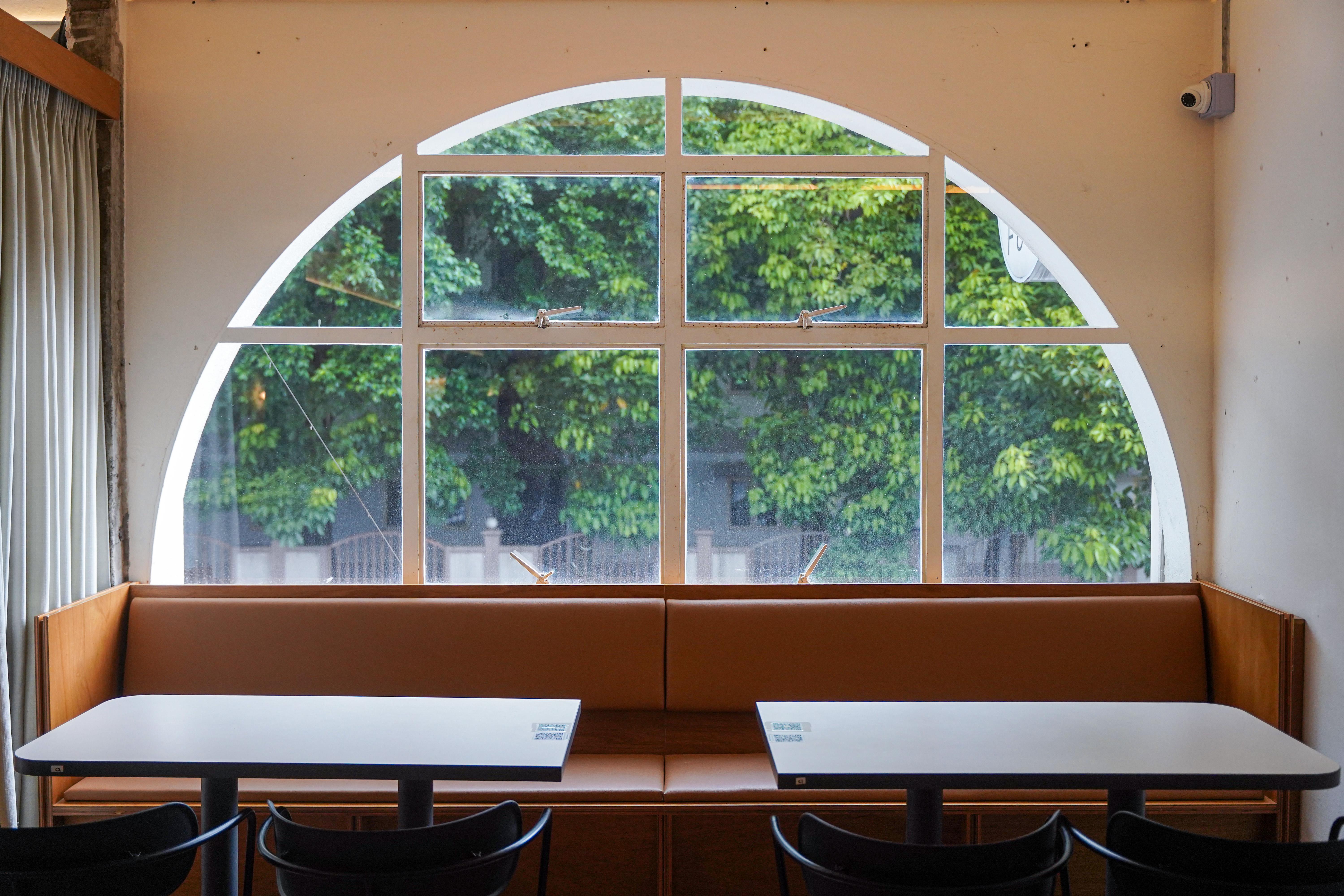 Three Plates Full XMas-2.jpg