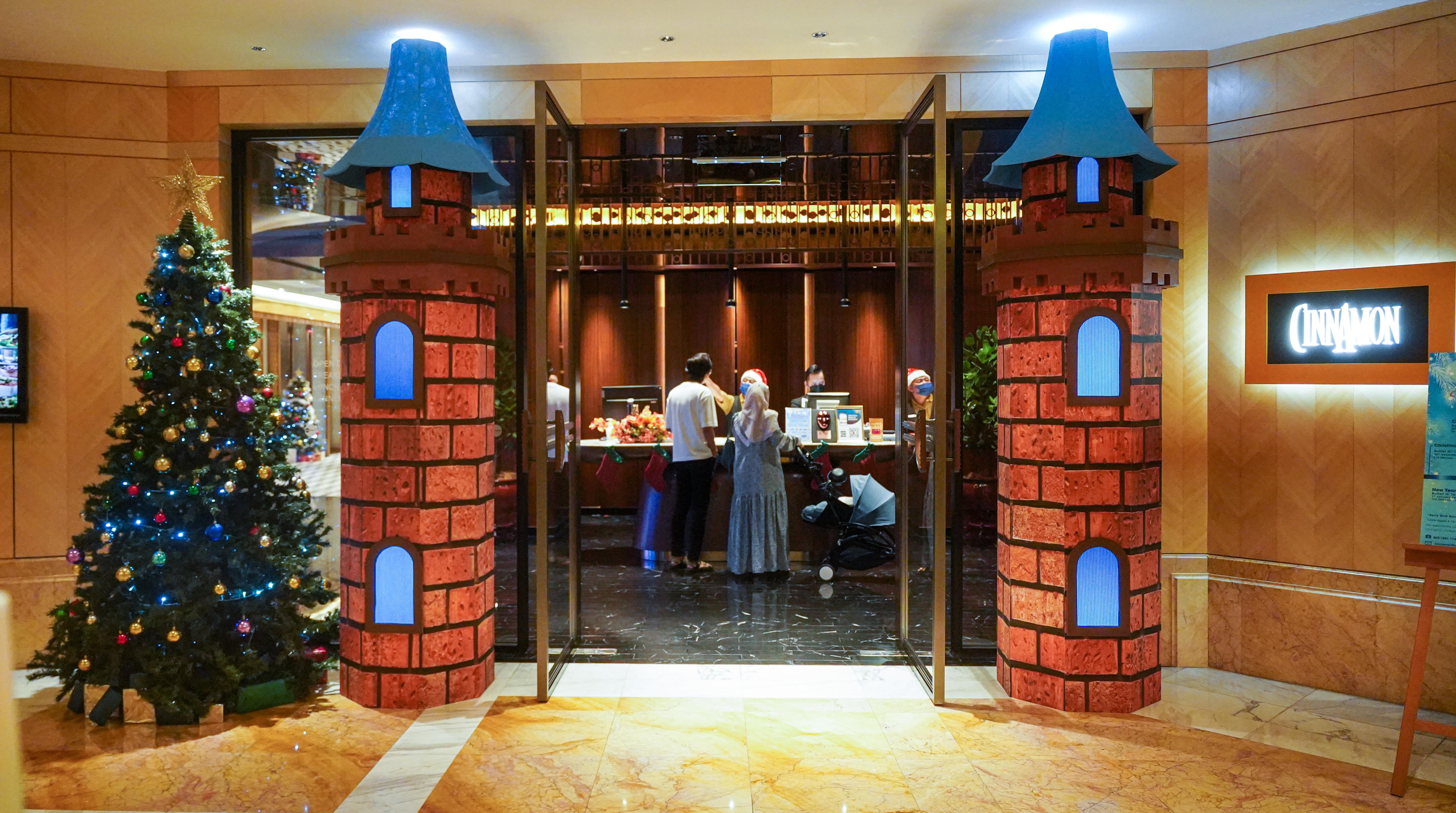 One World Xmas-94.jpg