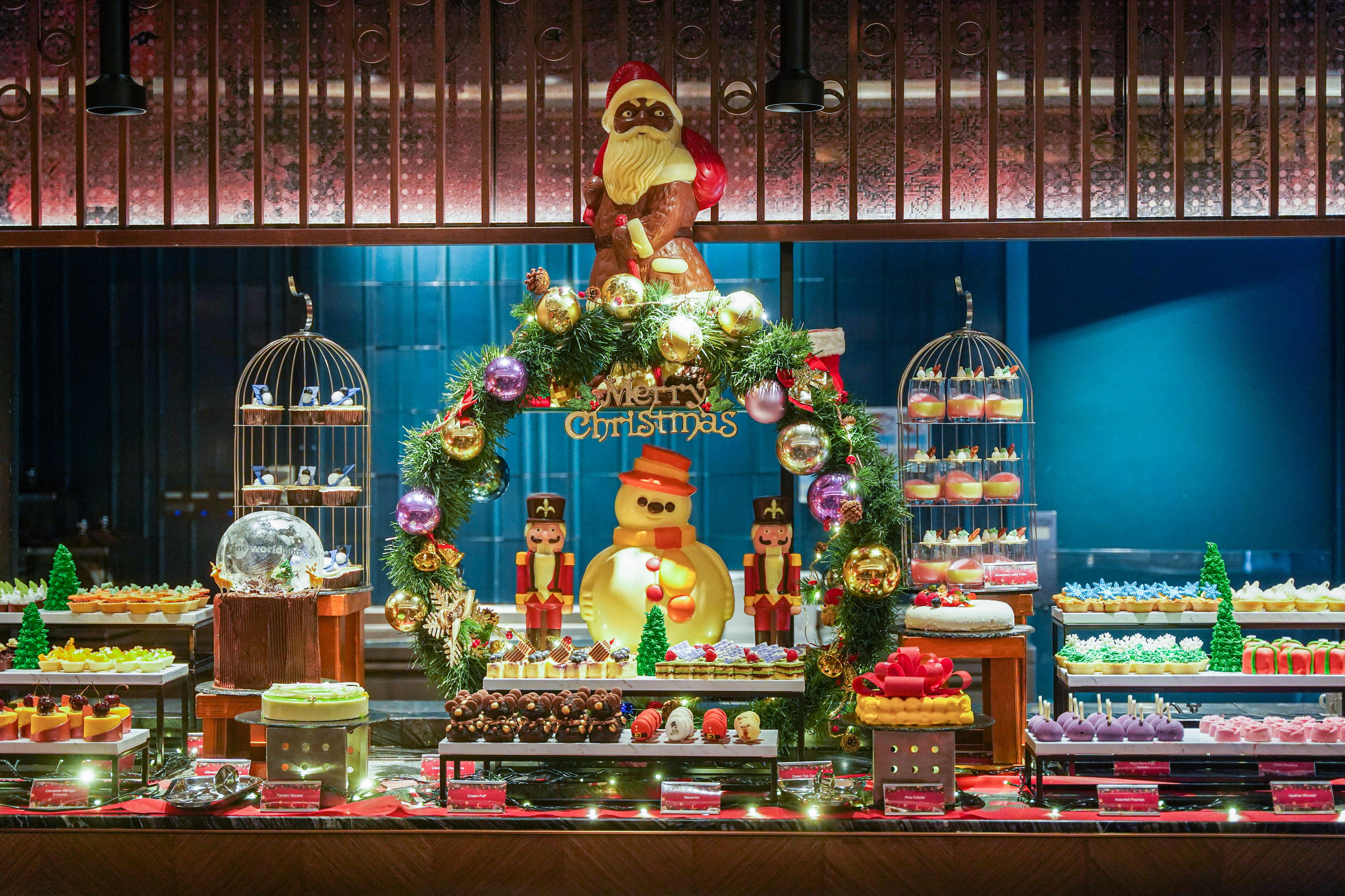 One World Xmas-62.jpg