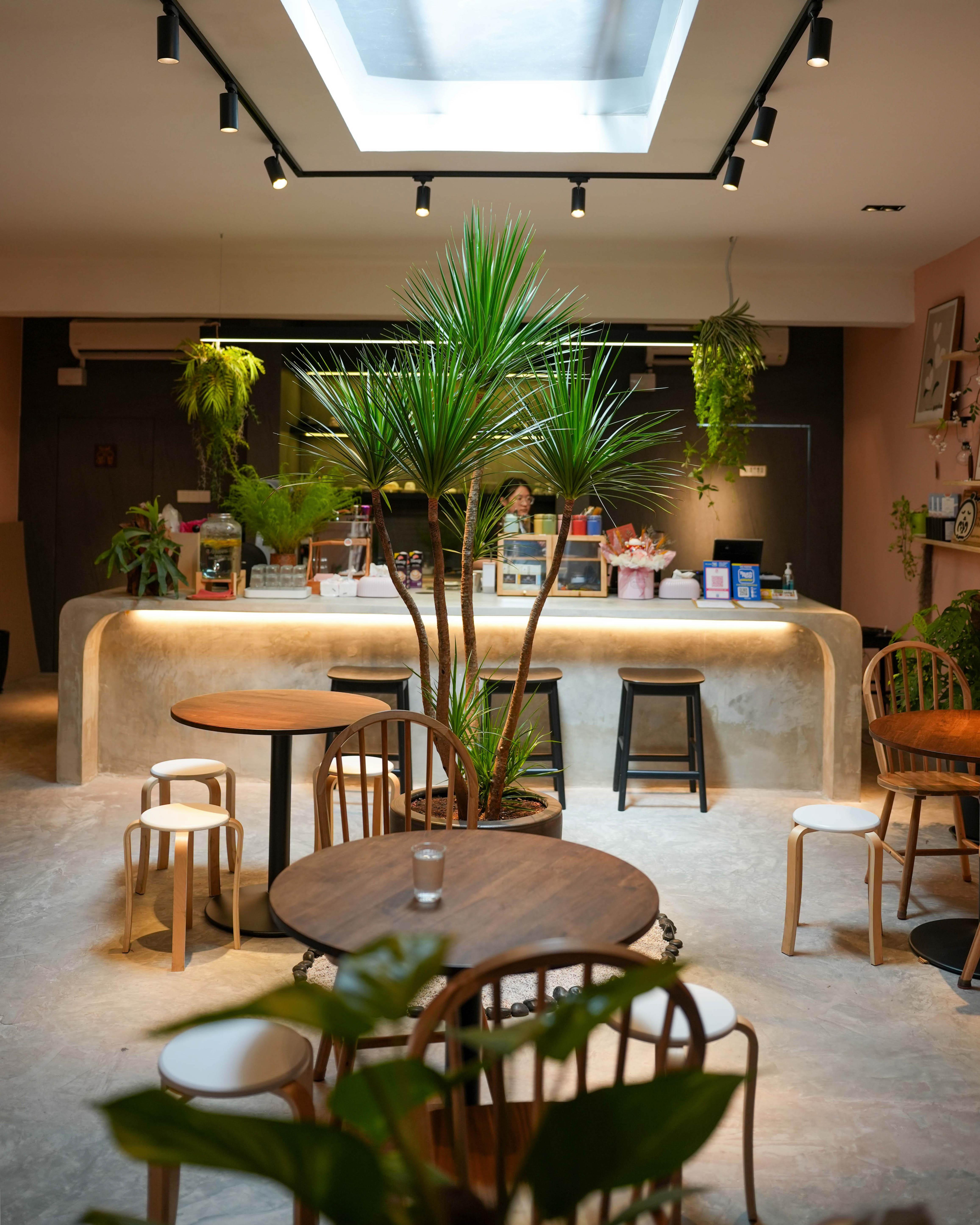 s.pace cafe, bandar menjalara