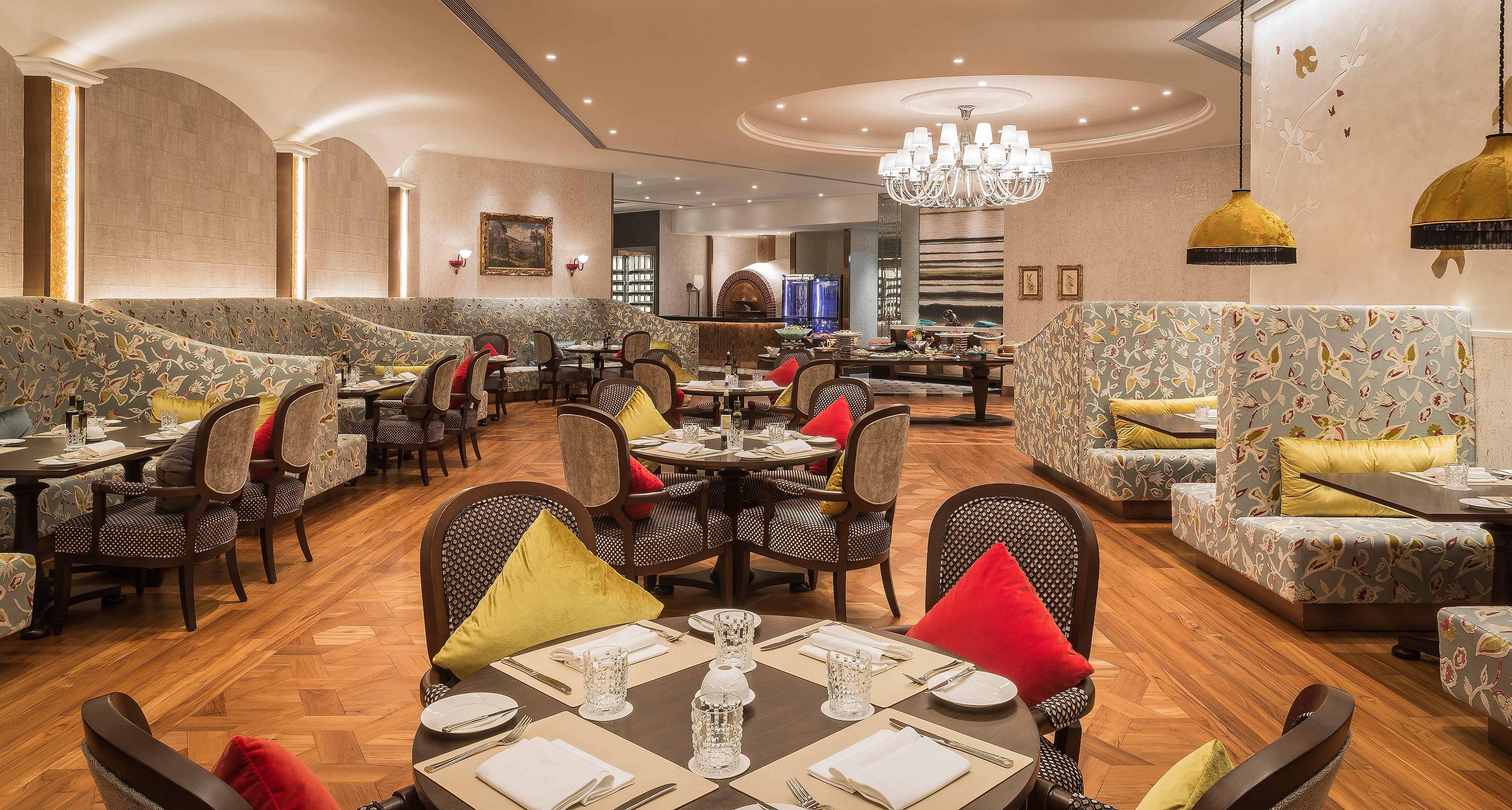 Casa Don Alfonso Interior.jpg