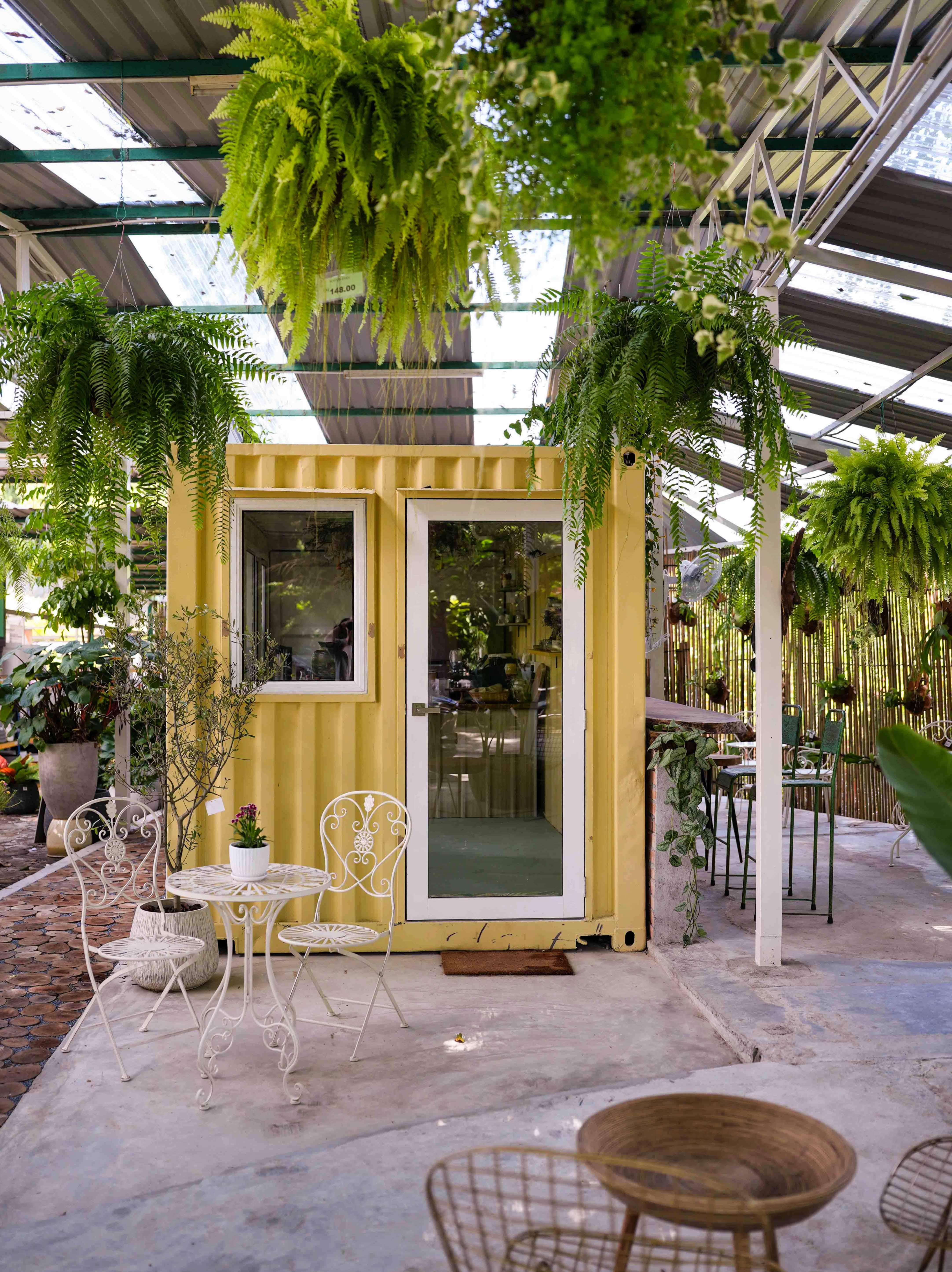 bloome cafe, sungai buloh