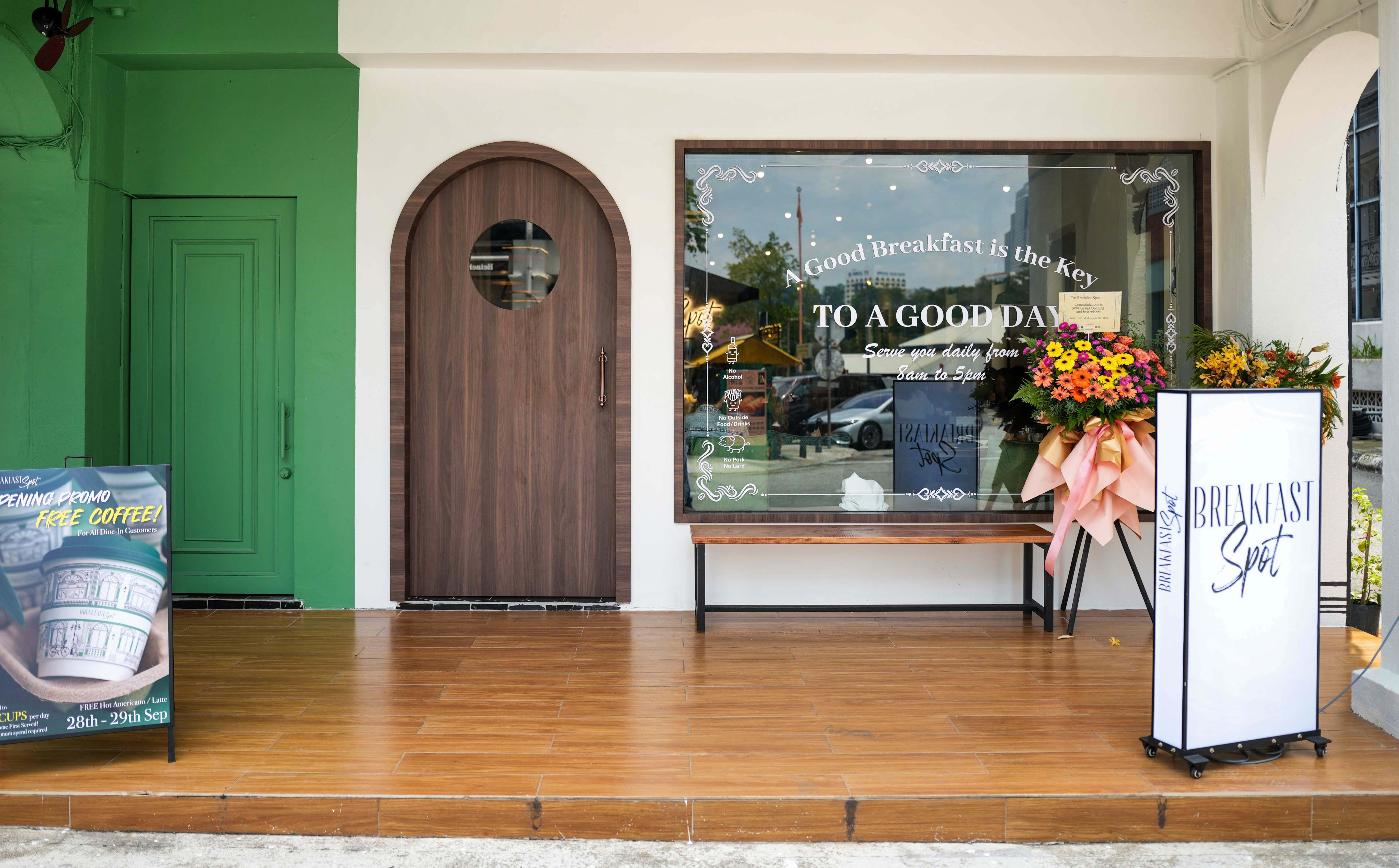 breakfast spot, petaling street