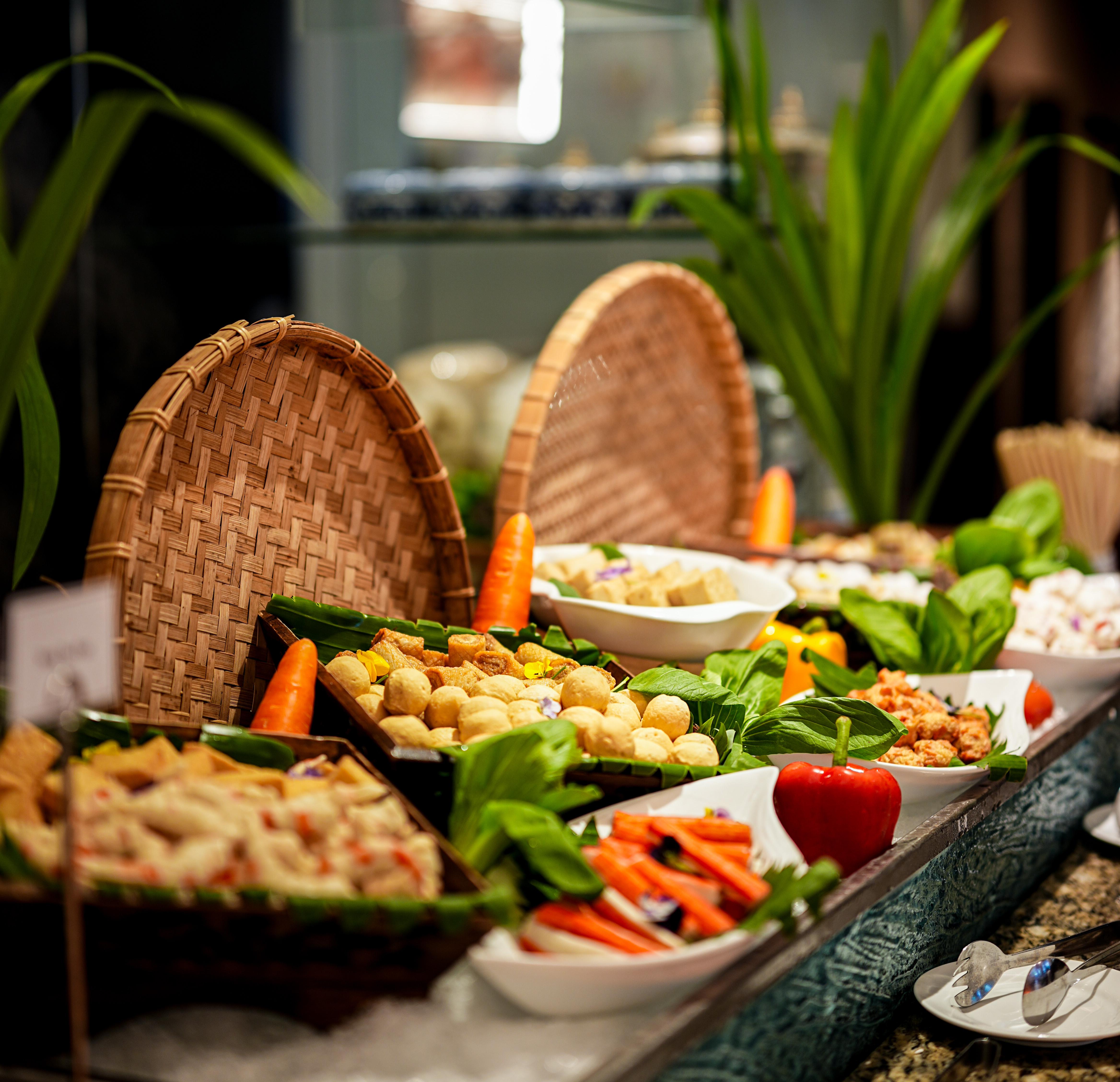 Concorde Buffet B-5.jpg