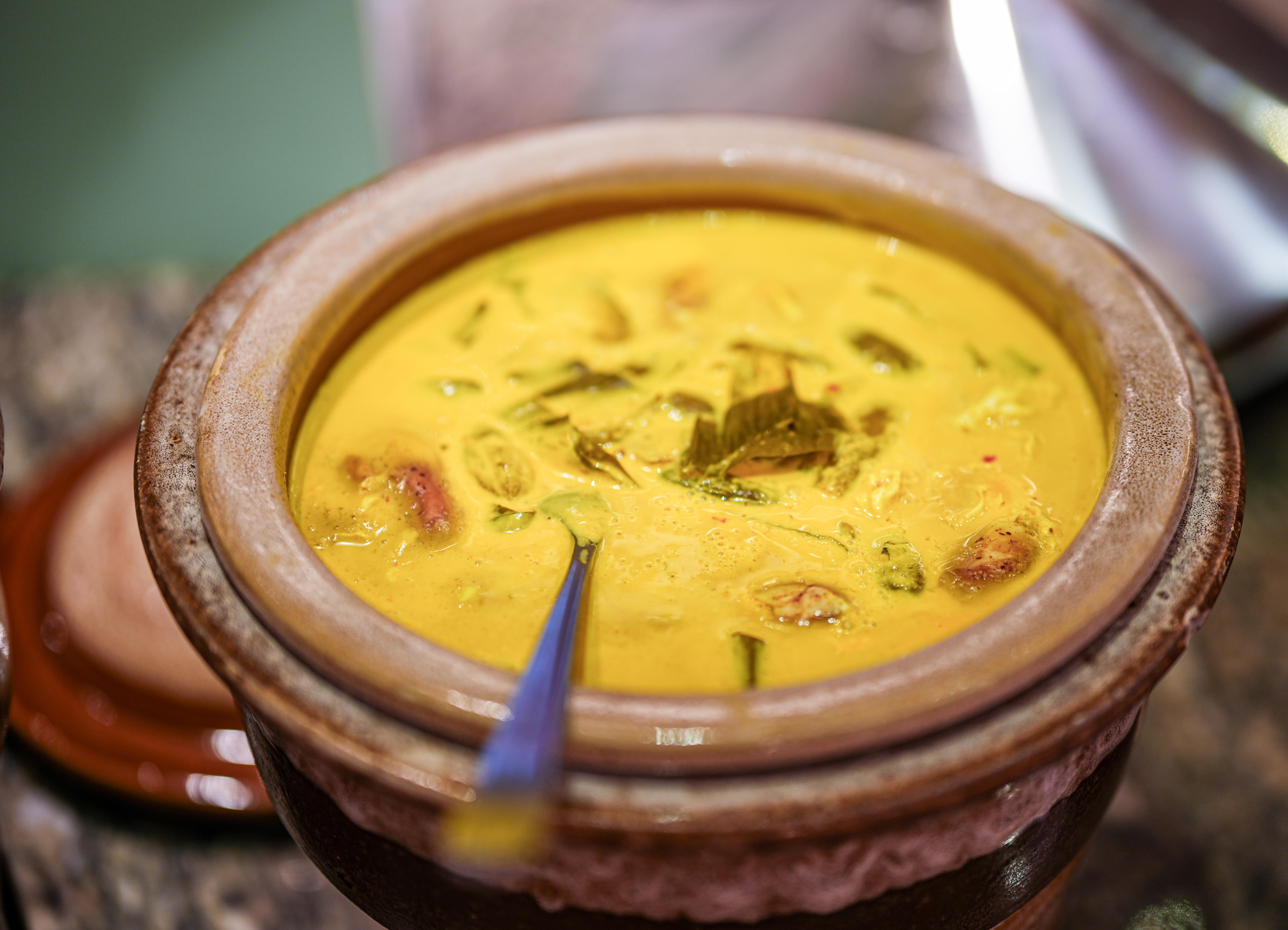 Concorde Buffet B-18.jpg