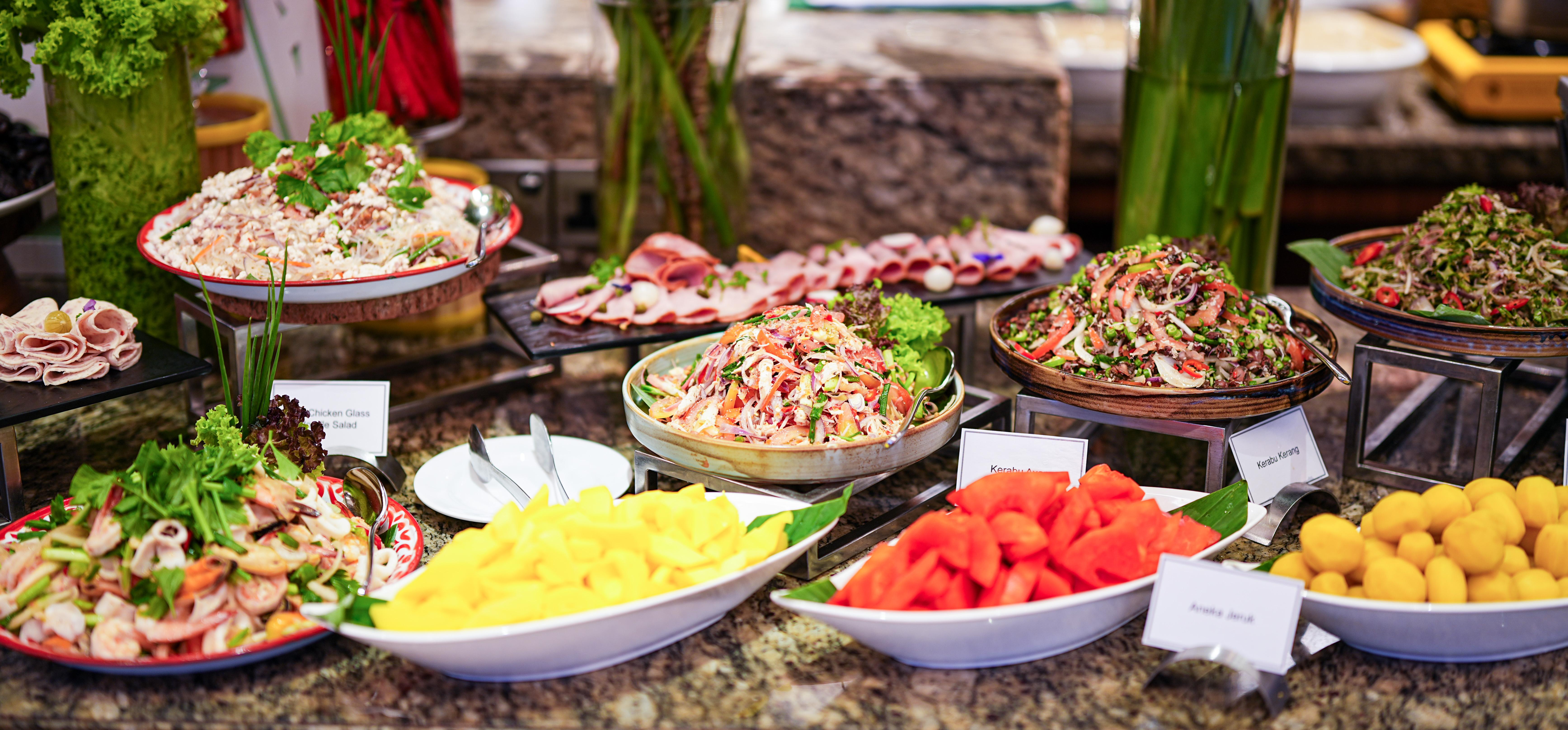 Concorde Buffet B-2.jpg