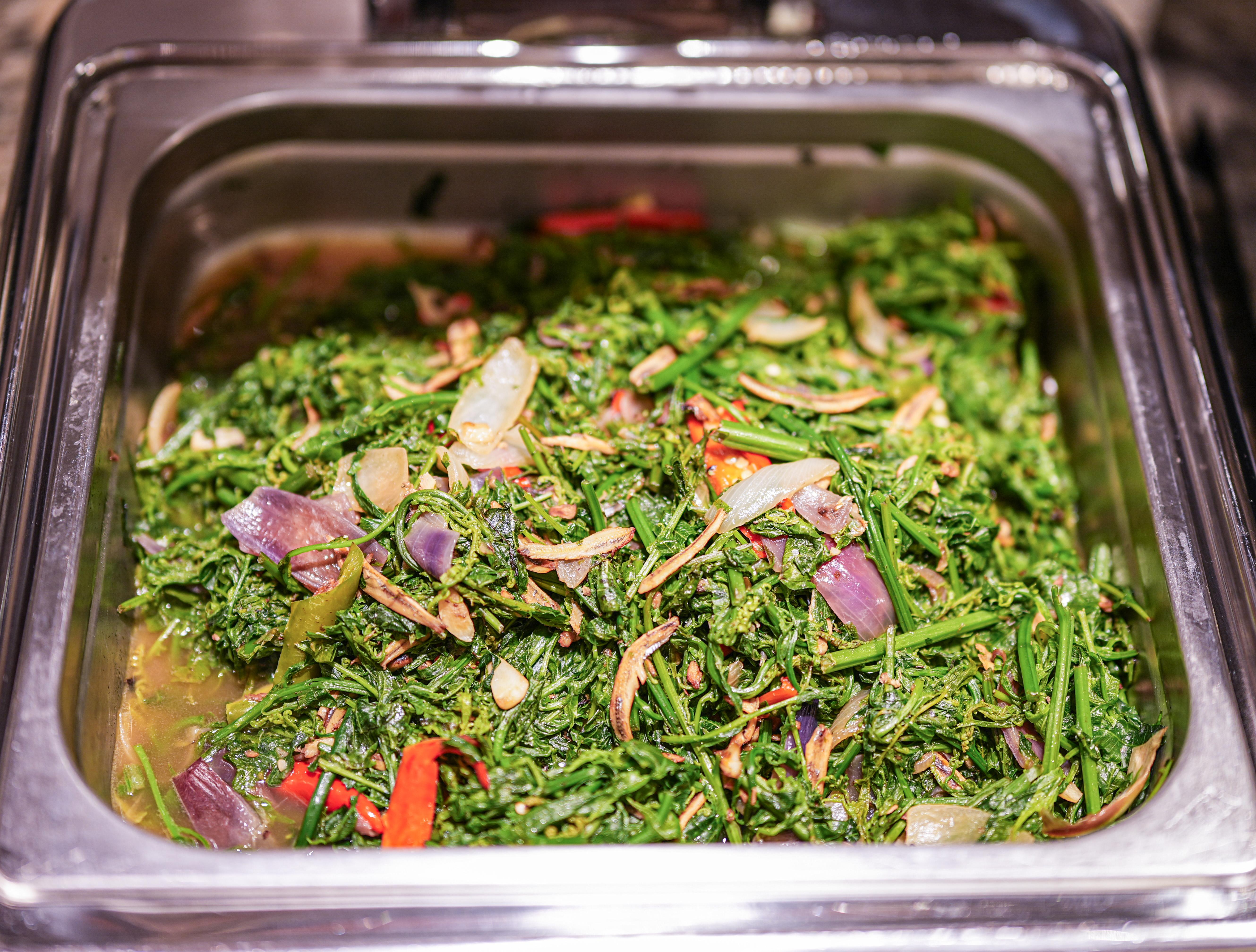 Concorde Buffet B-11.jpg