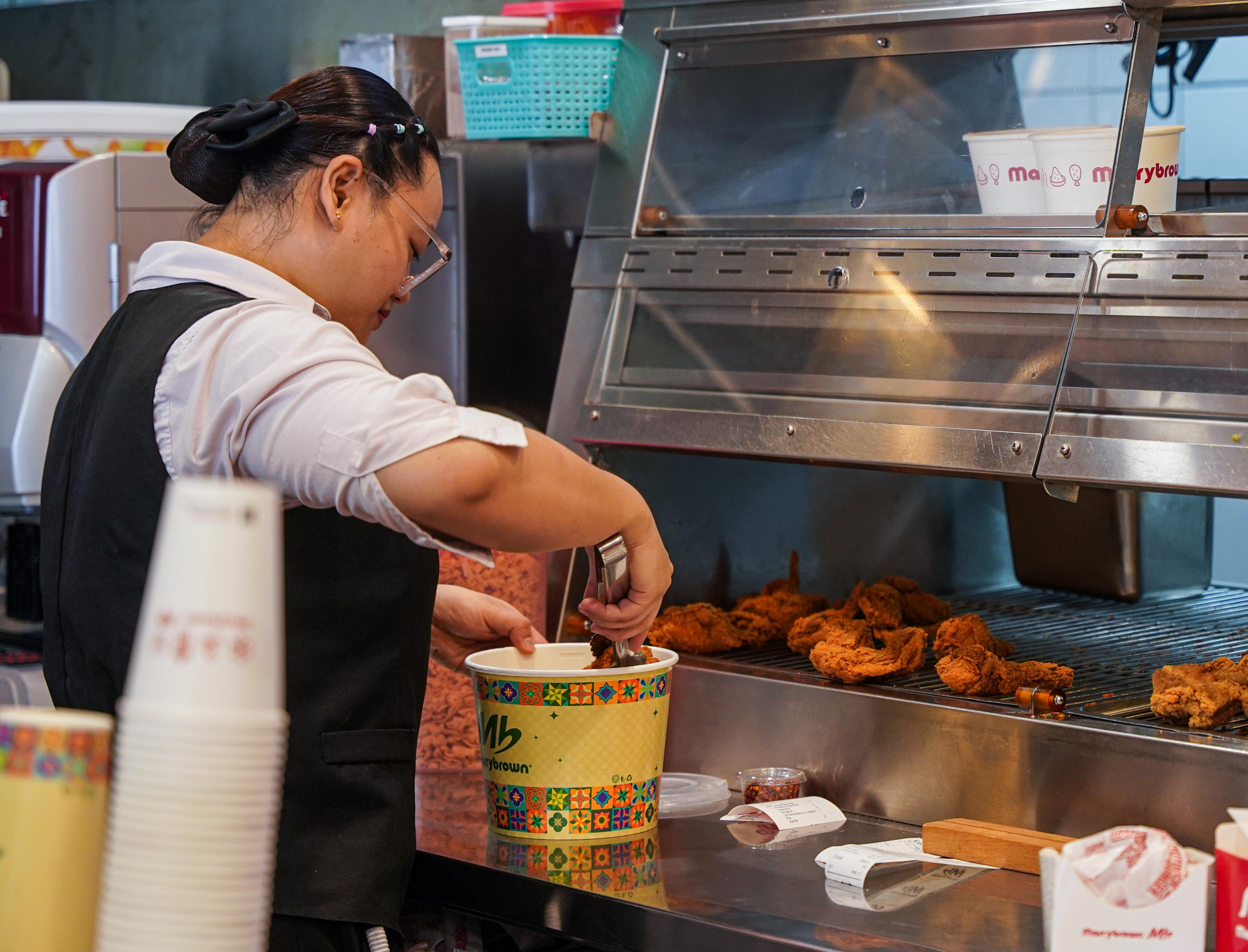 Marrybrown Jimat Bucket-5.jpg