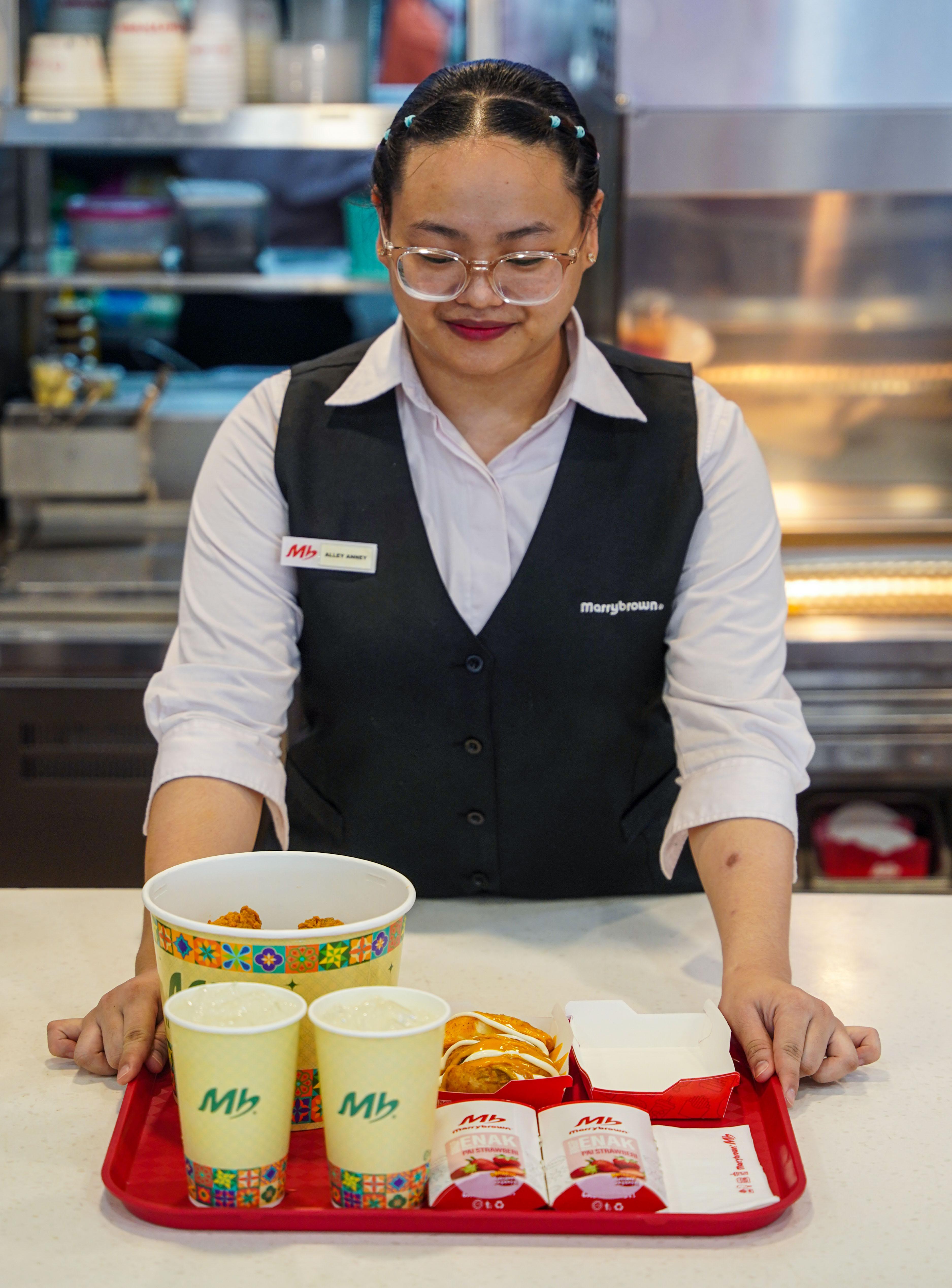 Marrybrown Jimat Bucket-8.jpg