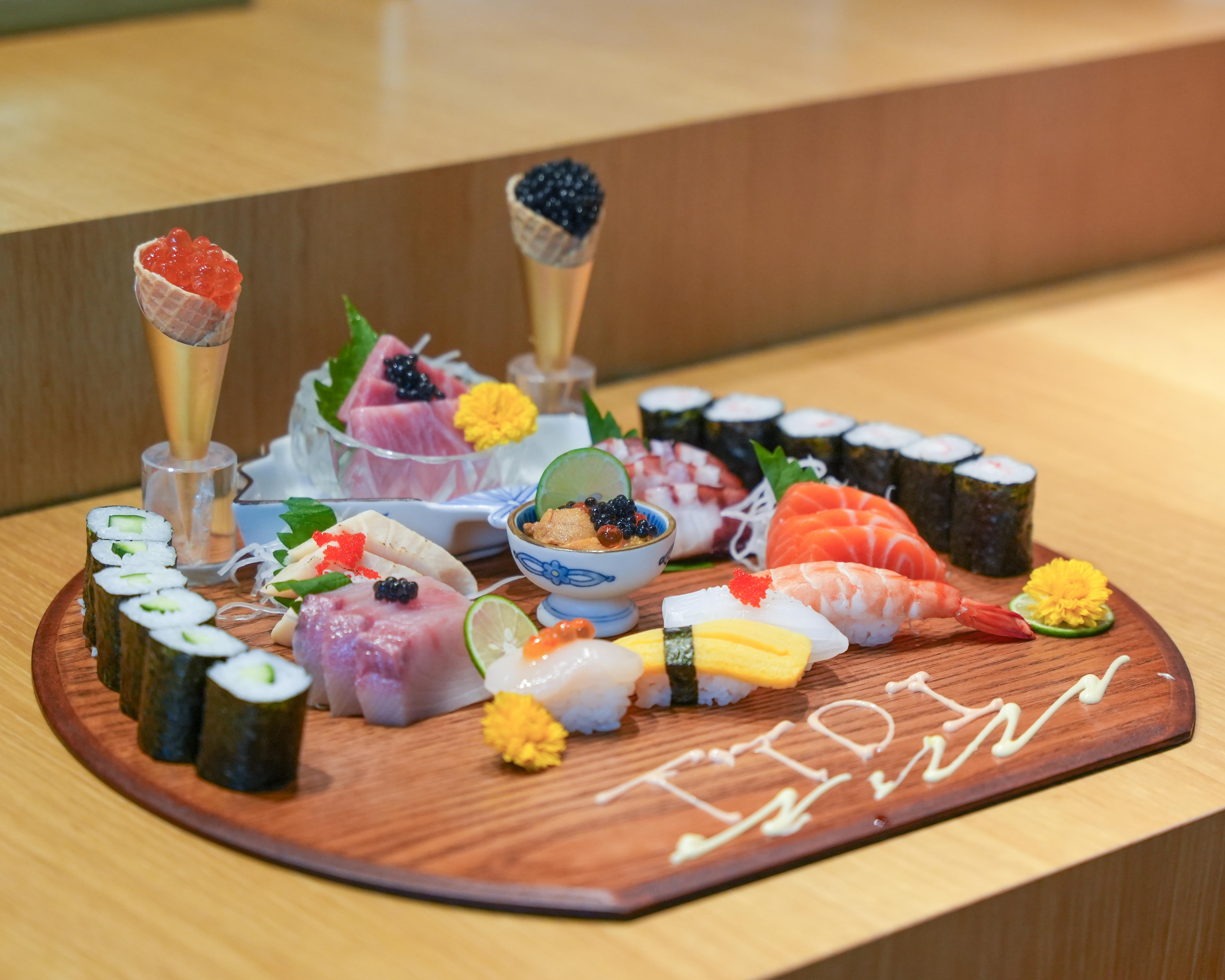 Tsukiji Sushi AA.jpg