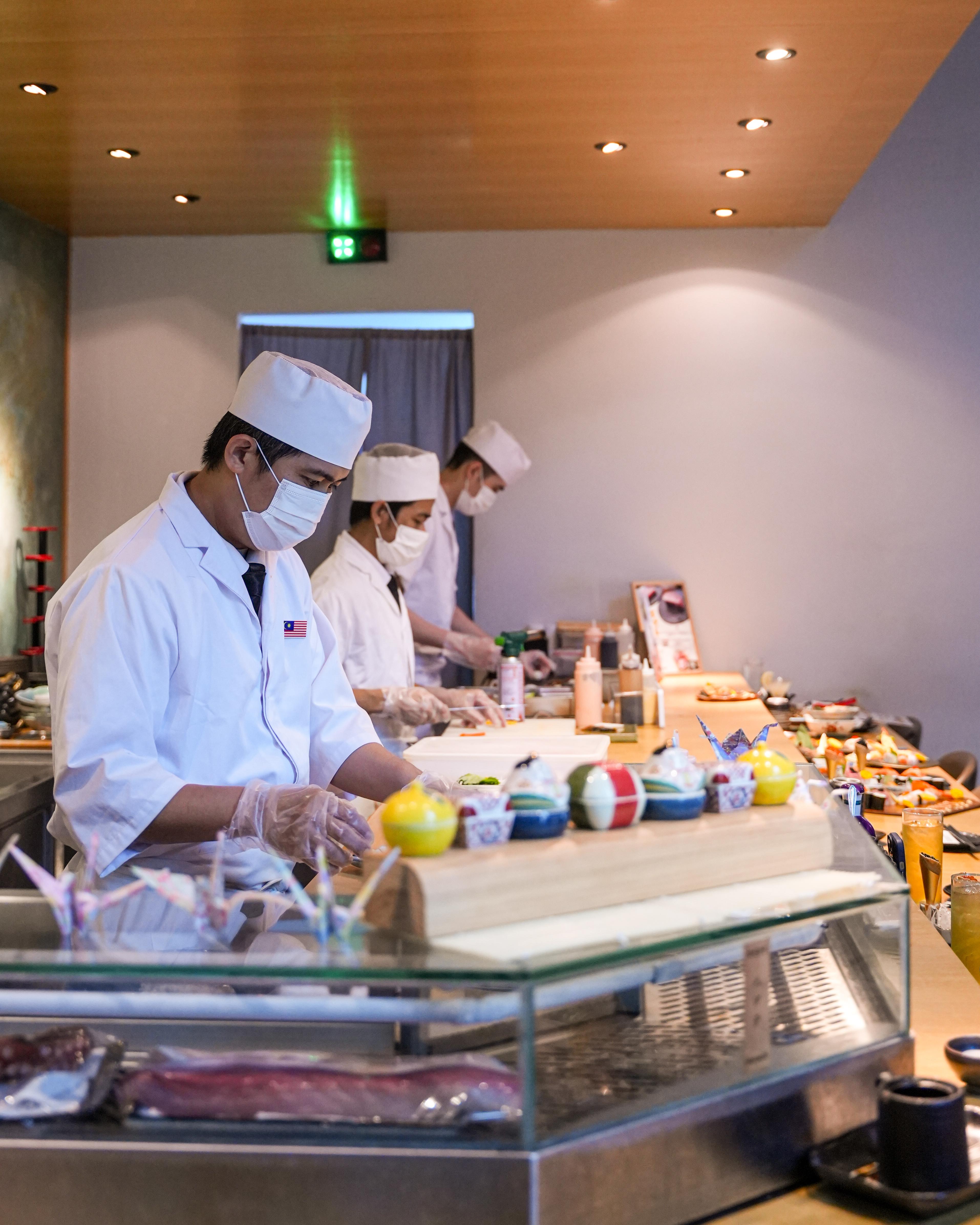 Tsukiji Sushi AA-27.jpg