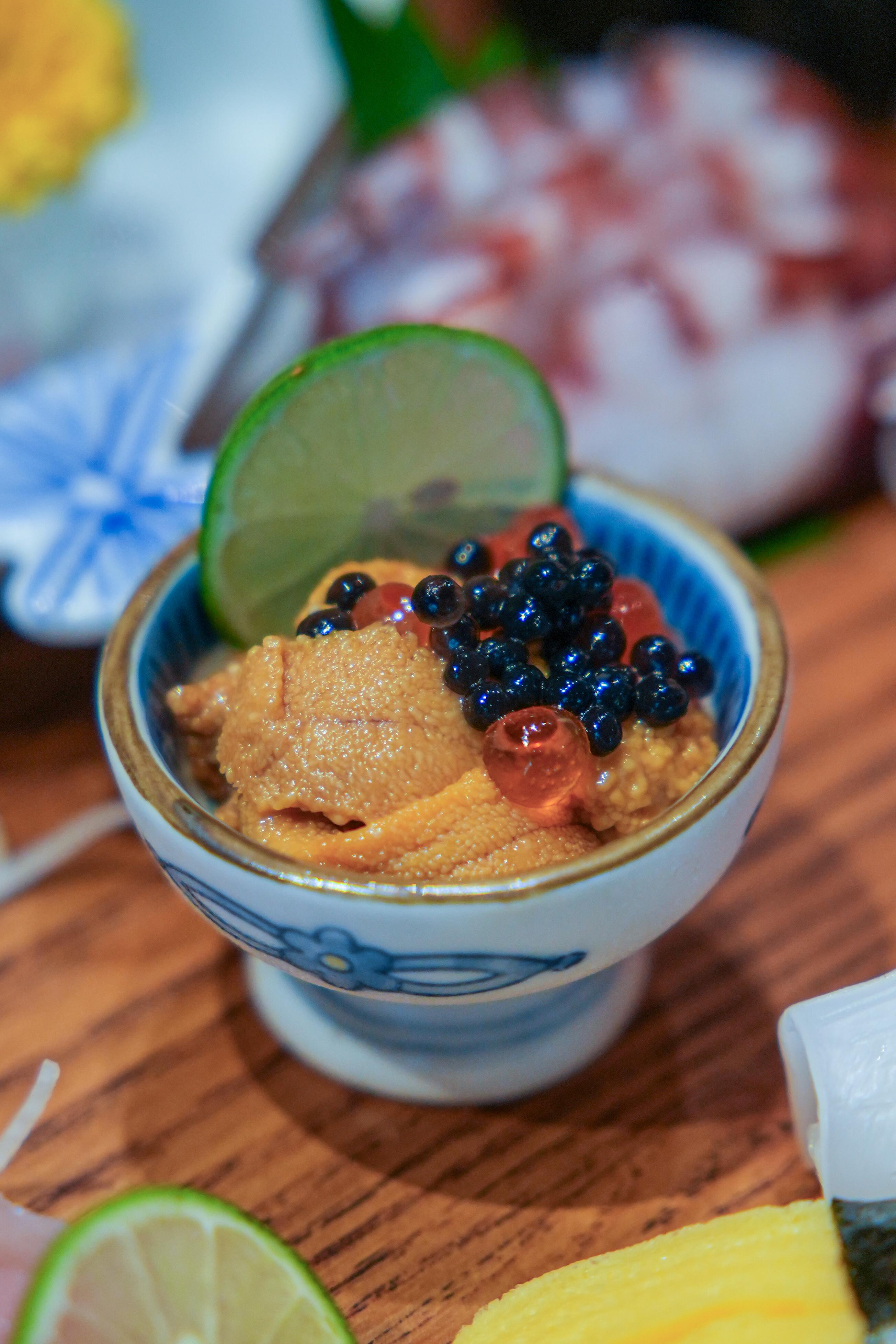 Tsukiji Sushi AR-4.jpg