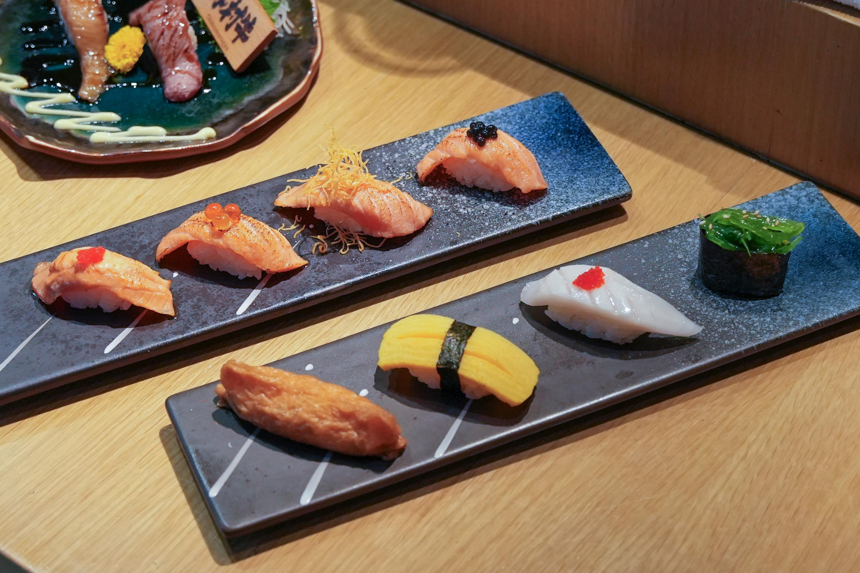 Tsukiji Sushi AR-8.jpg