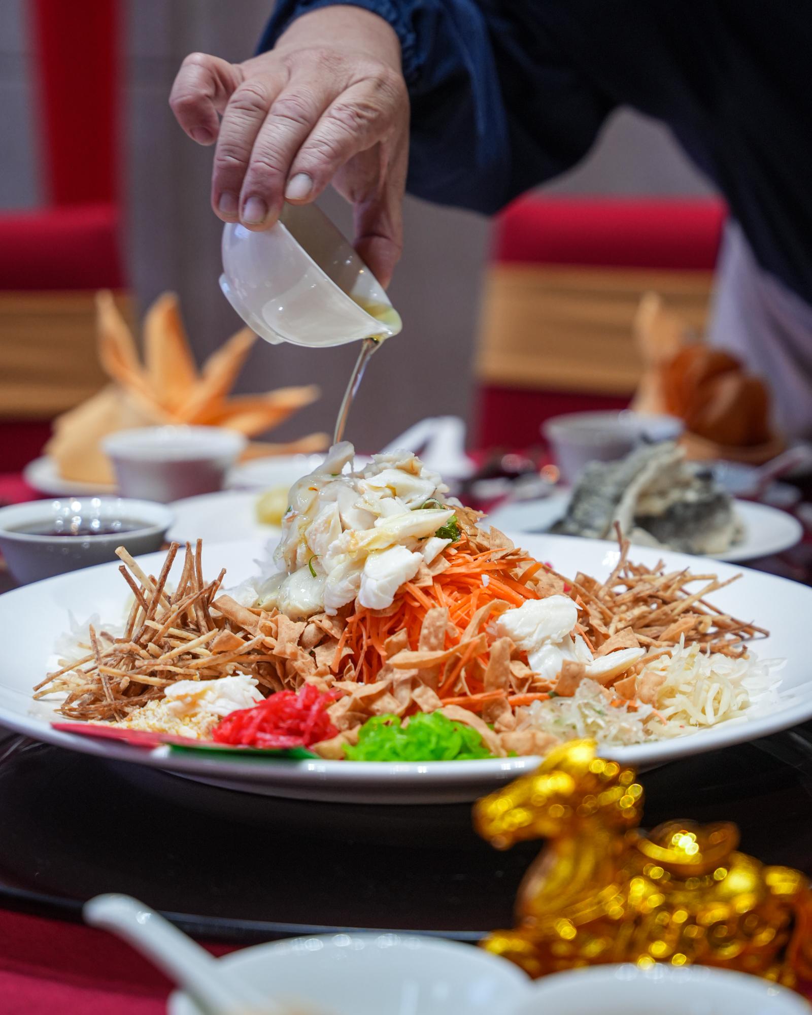 Imperial Lexis CNY B-10.jpg