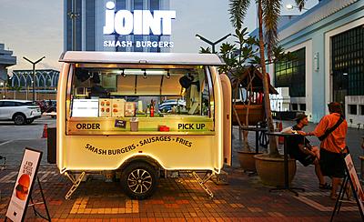 joint smash burger, central market