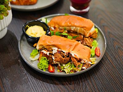 the beret bistro, setia alam