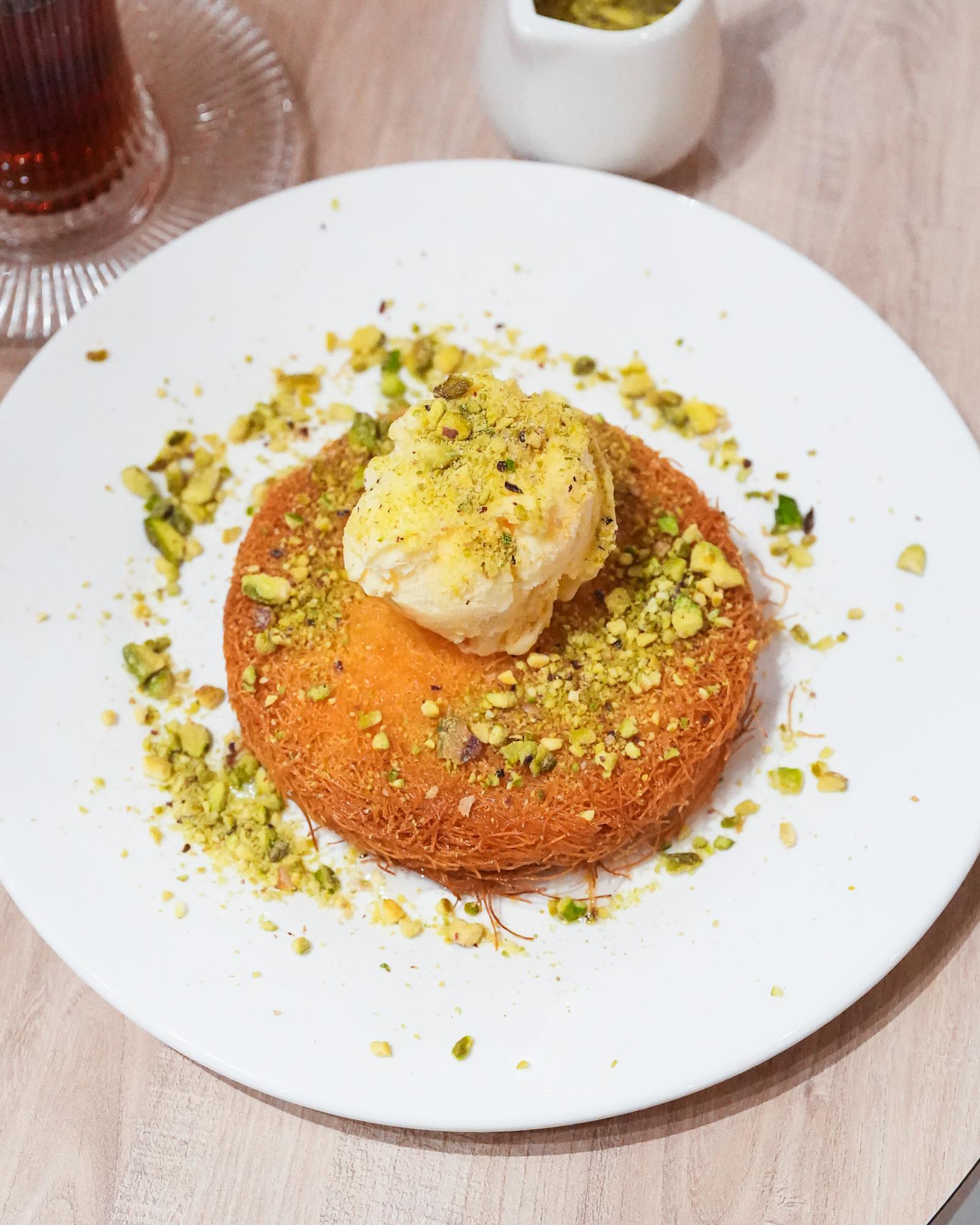 Kunafa Al Basha, Bukit Jelutong