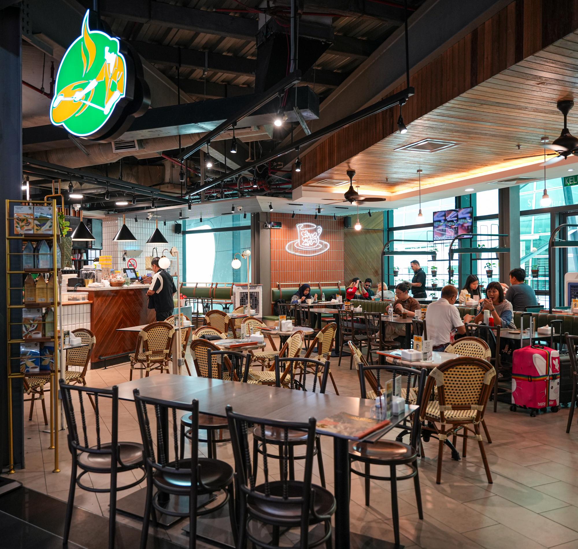 Hometown Hainan Coffee KLIA2.jpg