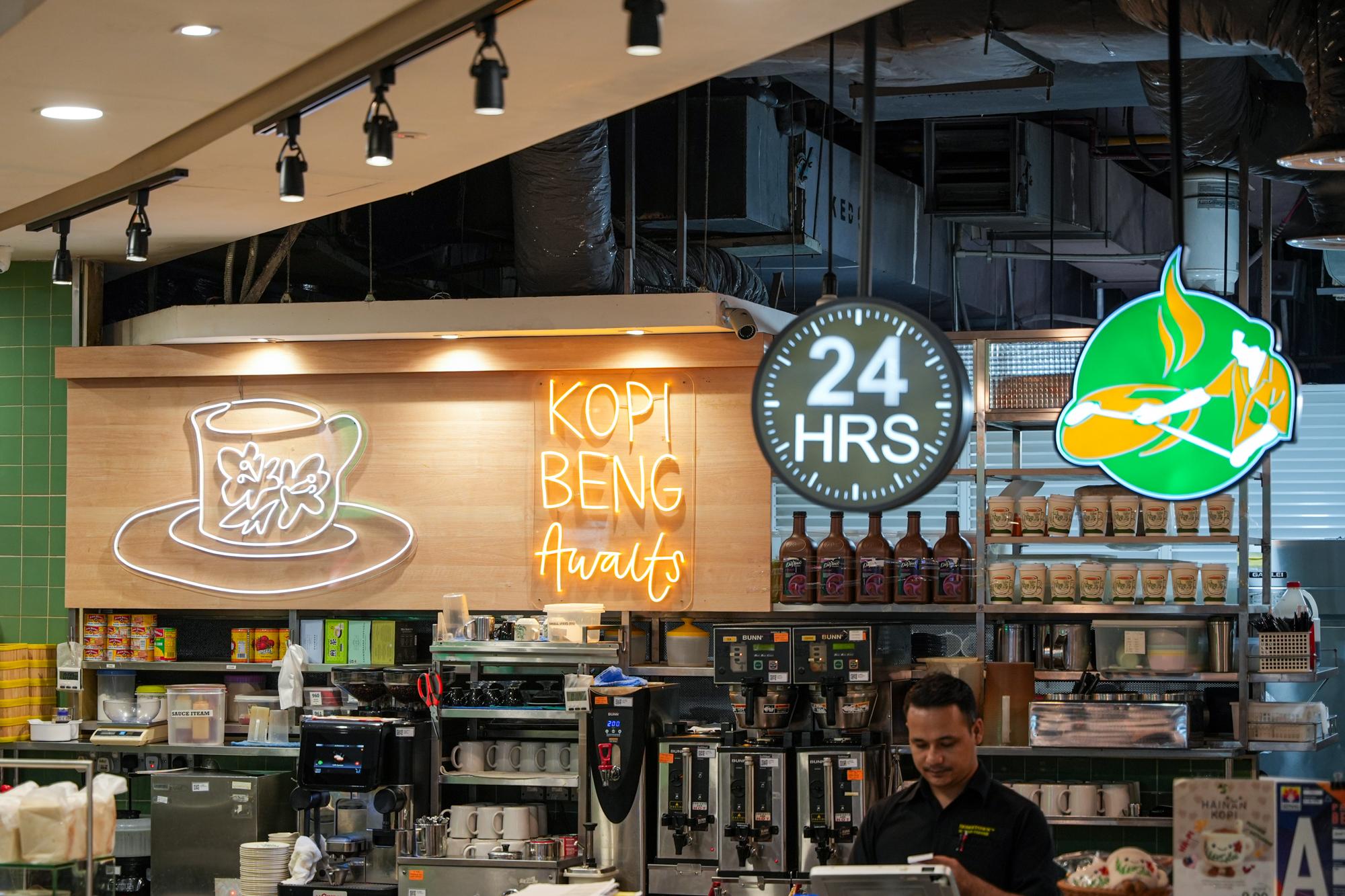 Hometown Hainan Coffee KLIA2-15.jpg