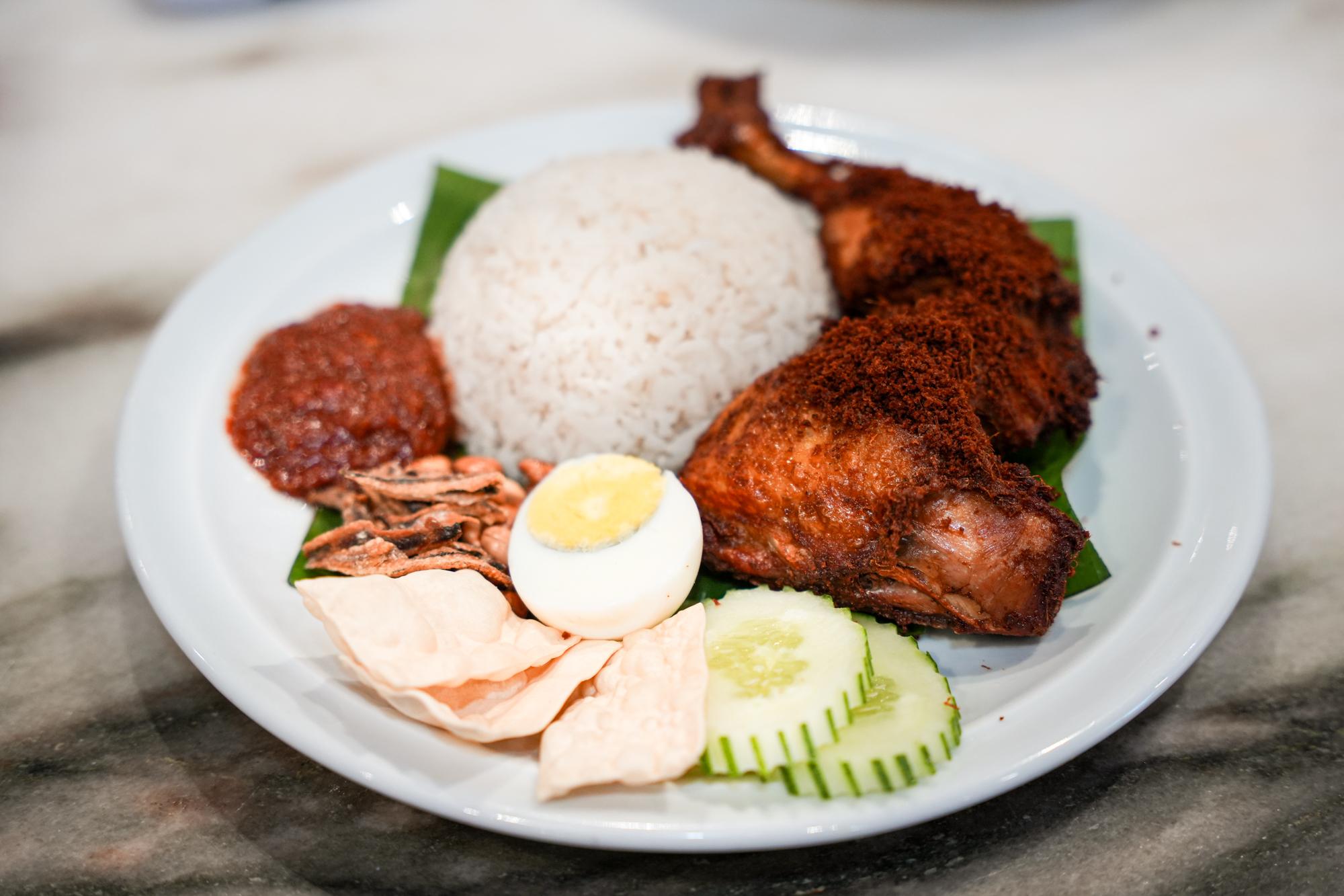 Hometown Hainan Coffee KLIA2-35.jpg
