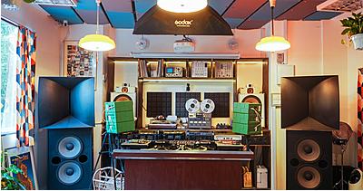 sip & spin by koffeemilia, damansara perdana