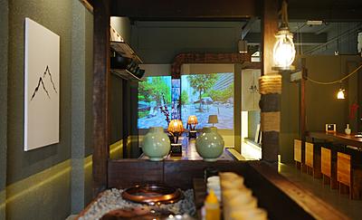 bukchon street, the row