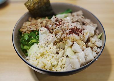 q noodle, wisma cosway